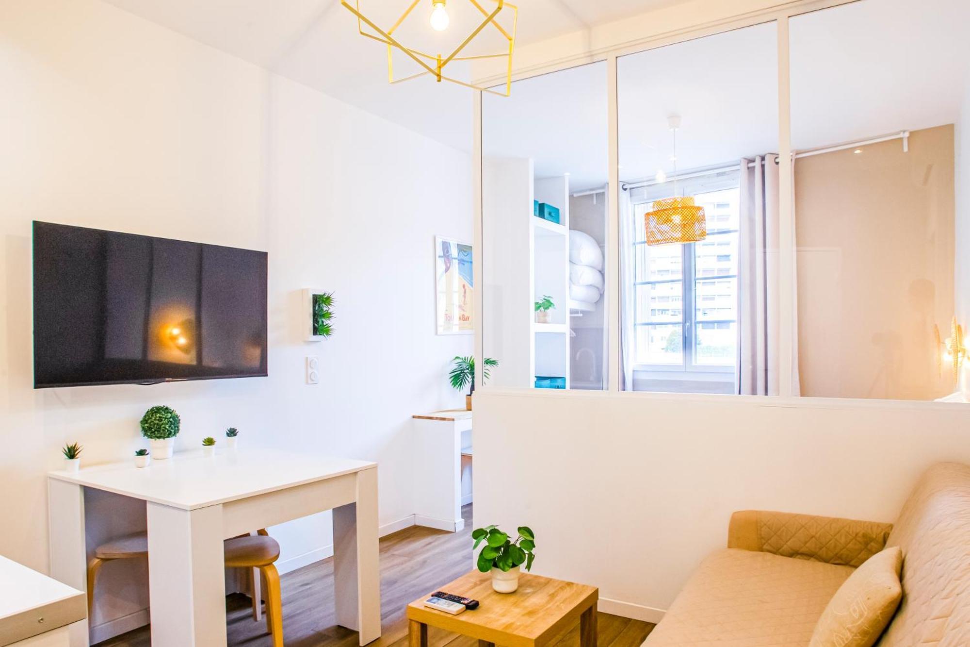 La Cle Studio Clim, Wifi, Gare Et Port De Toulon Luaran gambar
